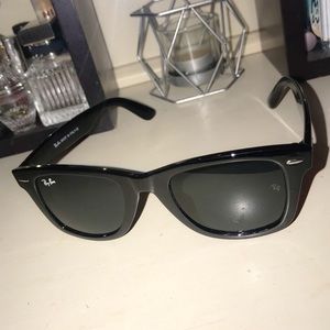 Black Rimmed Sunglasses
